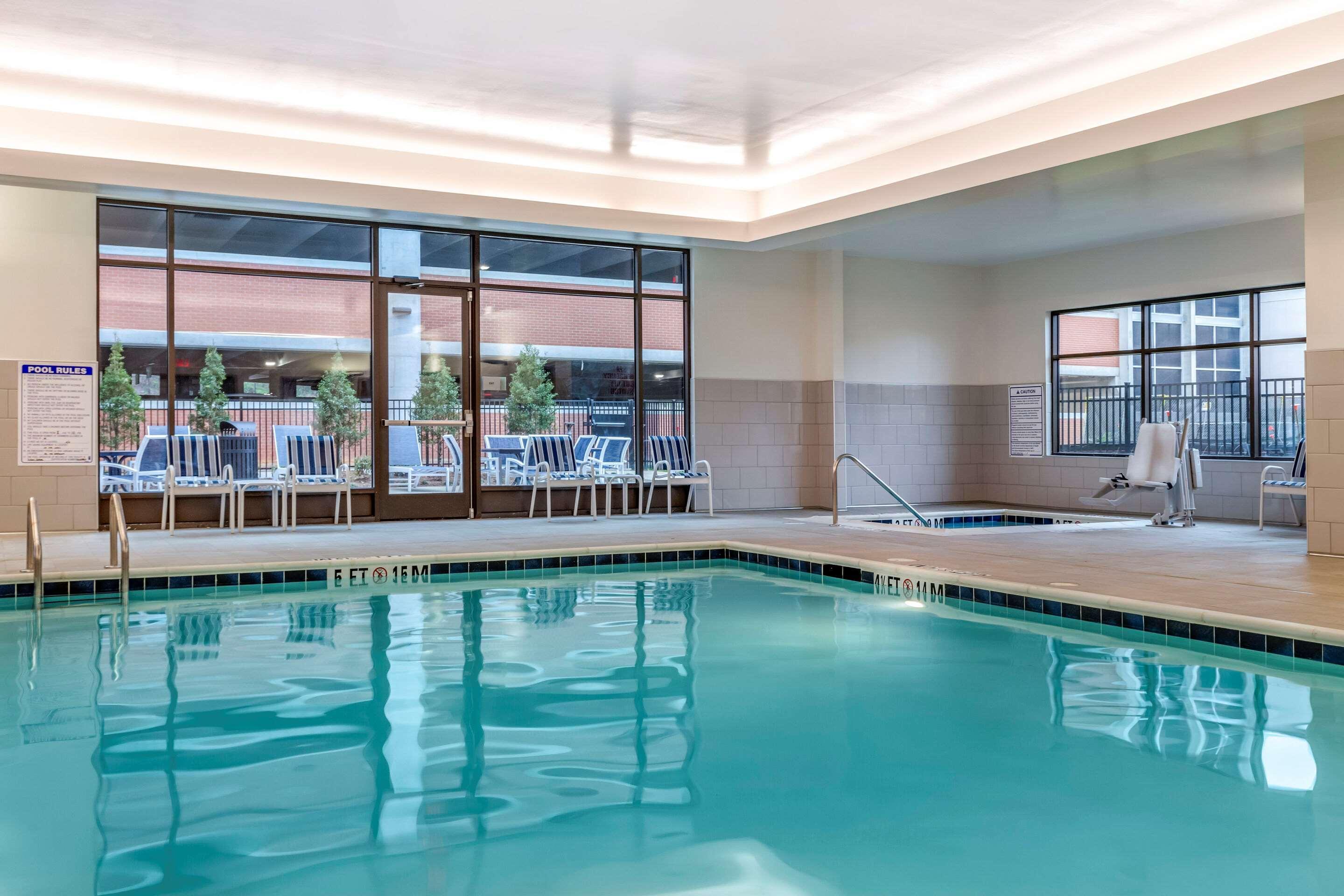 Cambria Hotel Rock Hill - University Center Екстериор снимка