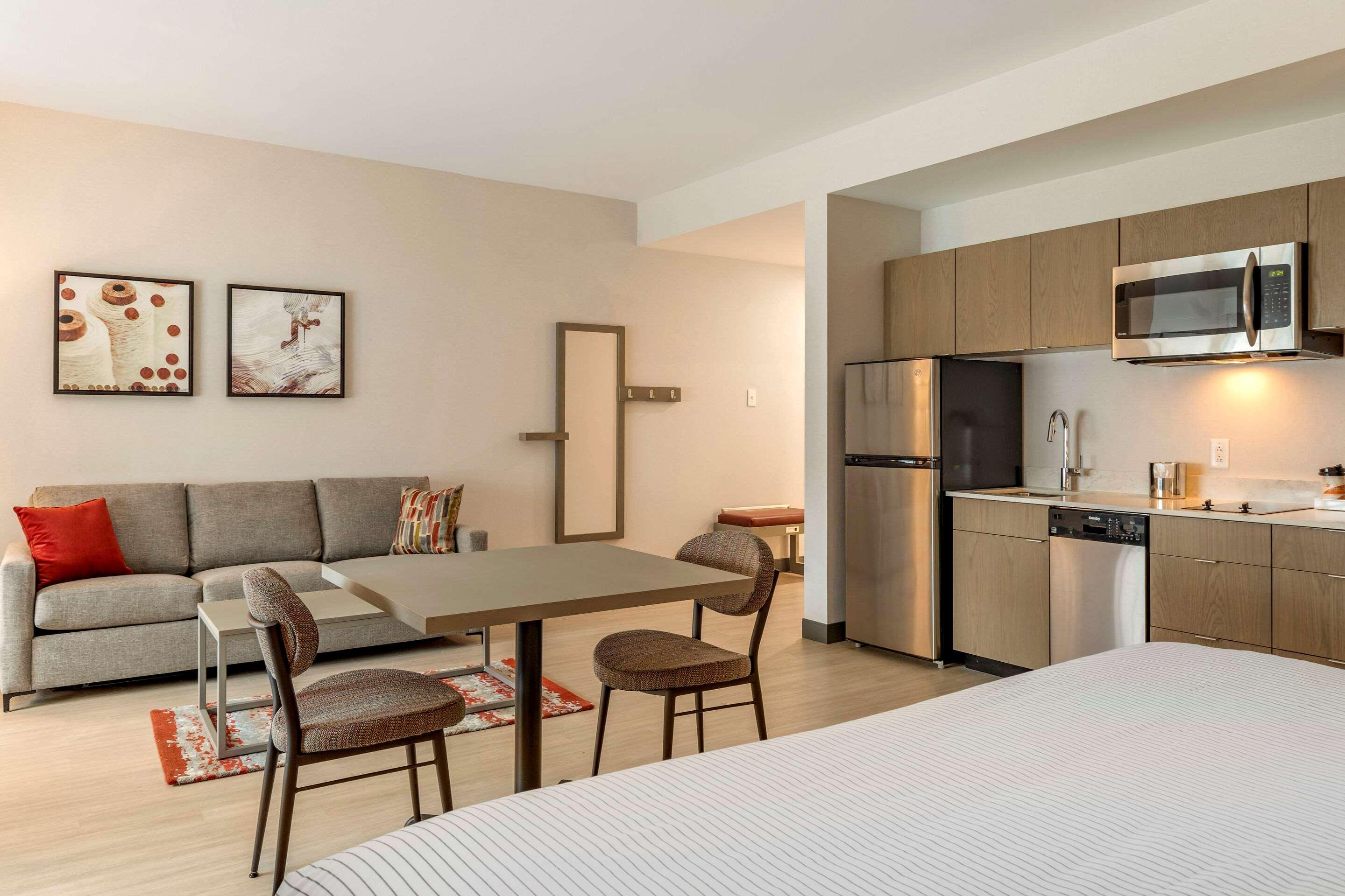 Cambria Hotel Rock Hill - University Center Екстериор снимка