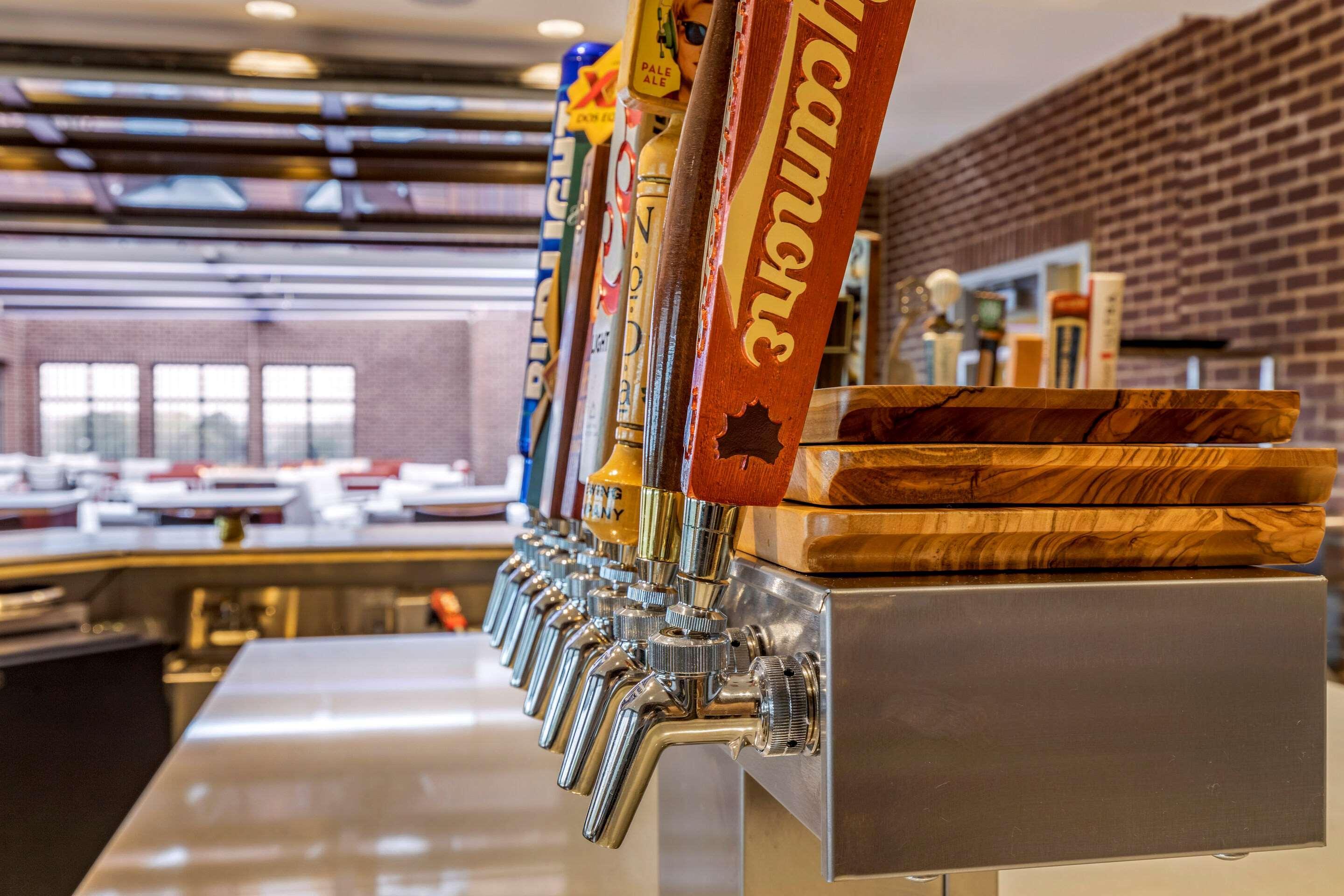 Cambria Hotel Rock Hill - University Center Екстериор снимка