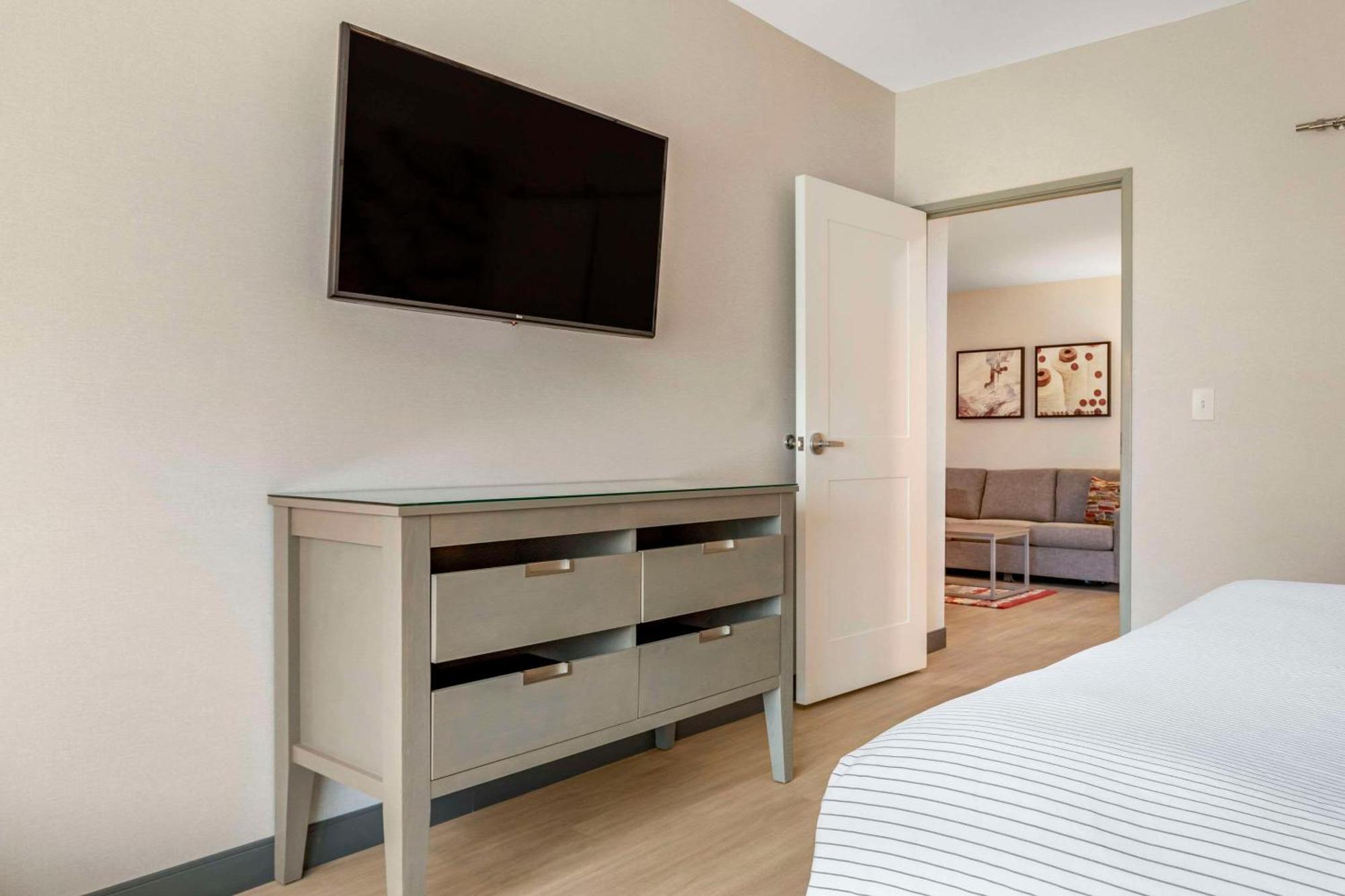 Cambria Hotel Rock Hill - University Center Екстериор снимка